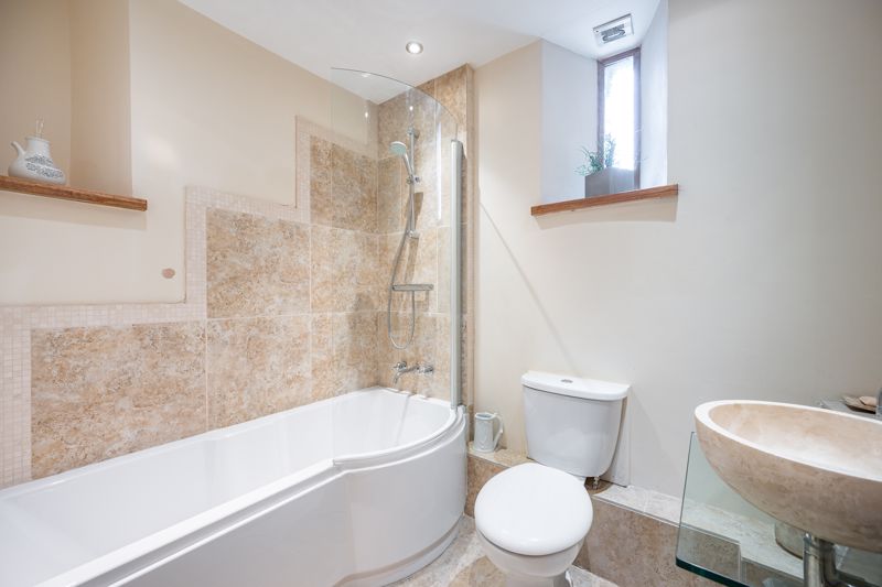 En-Suite- click for photo gallery